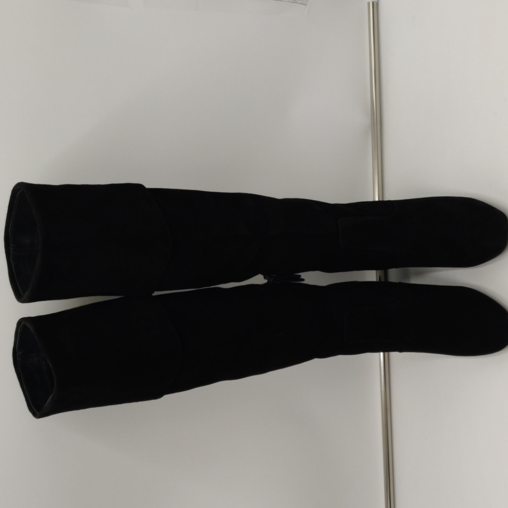 Women's Cole Hasan Tess Black Suede Boot 8.5M